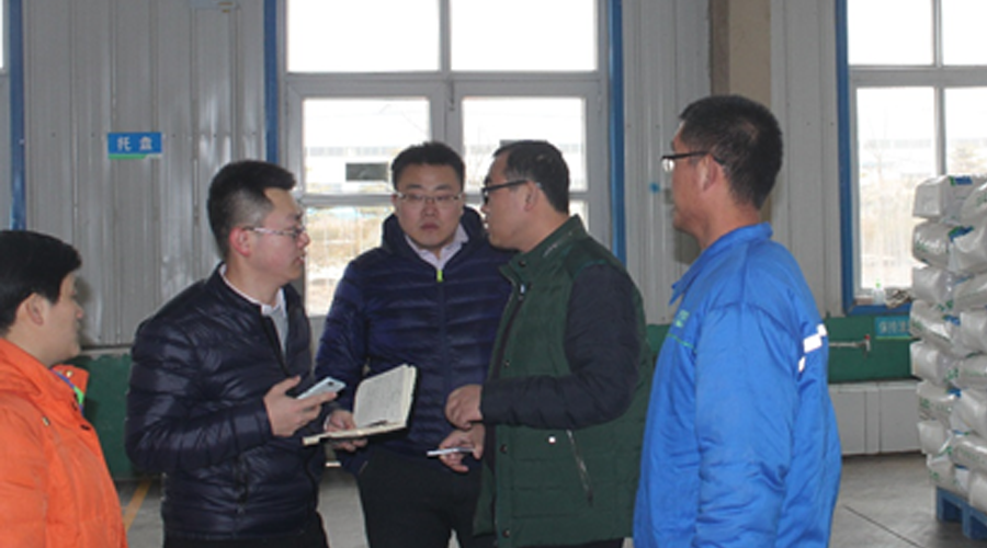 1488331732705372.png 伊利原料奶事業(yè)部質(zhì)量管理部對根源倉庫進(jìn)行現(xiàn)場評估.png